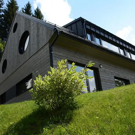 Dum Jonas * Janov nad Nisou